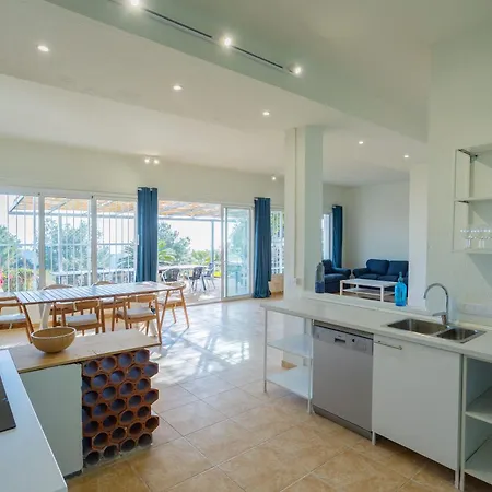 Lemon-azul-costabrava Villa